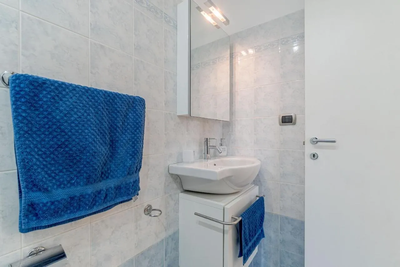 Lägenhet Cozy Apt X4 - Seaview & Balcony Genua Italien